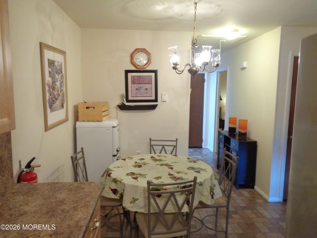 28 B Snowberry Lane, Whiting, NJ 08759