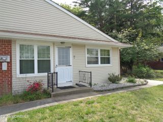28 B Snowberry Lane, Whiting, NJ 08759