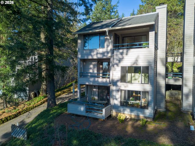 239 CERVANTES Cir, Lake Oswego, OR 97035