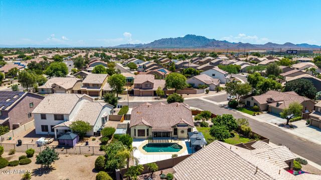 2801 E LINDRICK Drive, Chandler, AZ 85249
