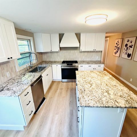 1590 Elizabeth Lane, Essexville, MI 48732