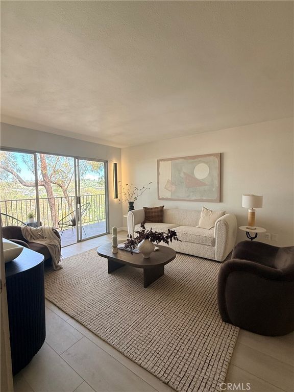 2330 Hosp Way 304, Carlsbad, CA 92008 — photo 3