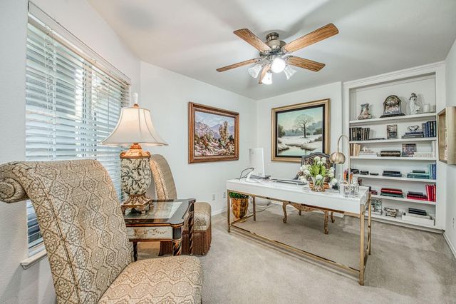 10621 N Pierpont Circle, Fresno, CA 93730