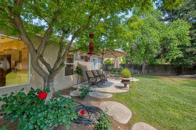 10621 N Pierpont Circle, Fresno, CA 93730