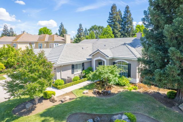 10621 N Pierpont Circle, Fresno, CA 93730