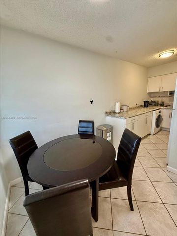 800 SW 11th Ave 19A, Hallandale Beach, FL 33009