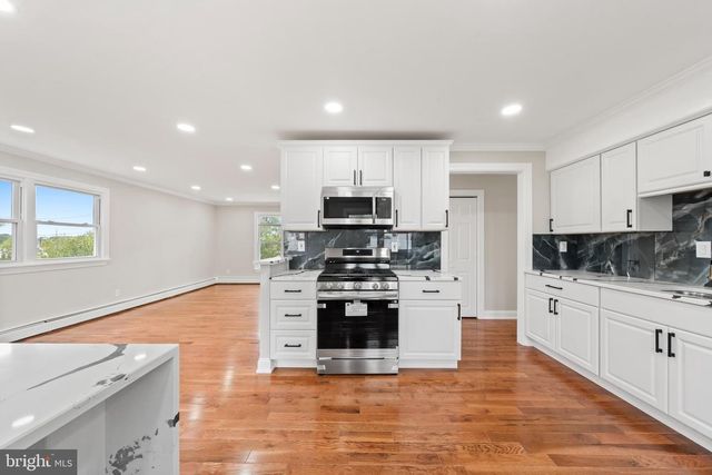 425 NORTH LN, Ridley Park, PA 19078