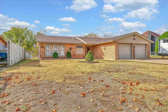 2713 NE Bell Ave, Lawton, OK 73507