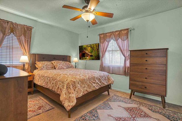 2713 NE Bell Ave, Lawton, OK 73507