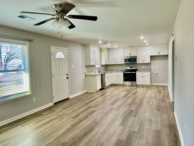 402 WEST ST, Somerville, TN 38068