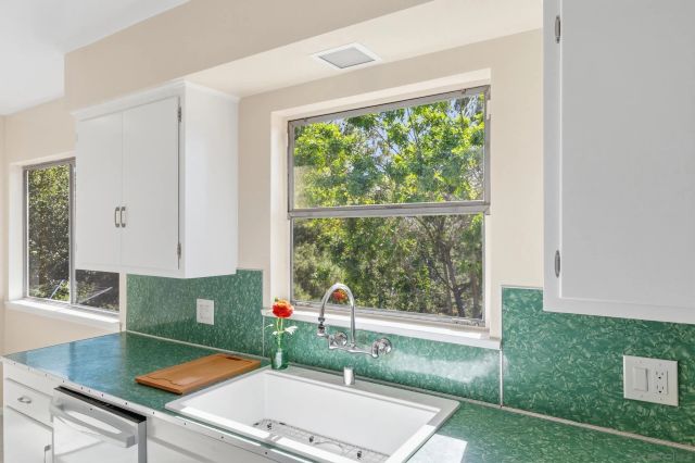 905 Loma Ct, El Cajon, CA 92020