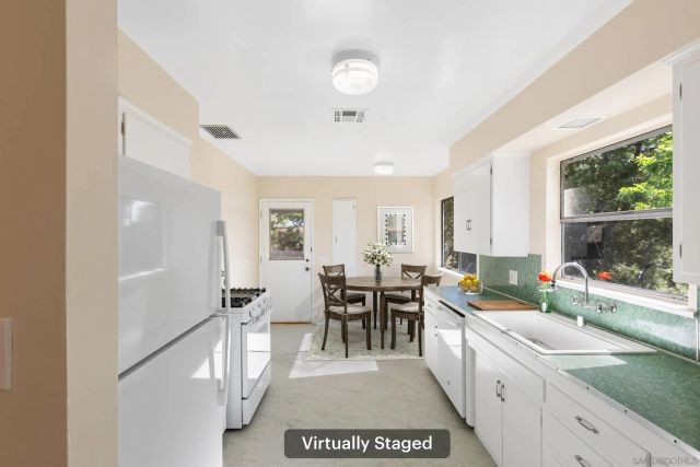 905 Loma Ct, El Cajon, CA 92020