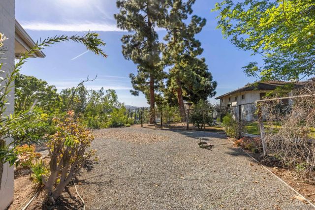 905 Loma Ct, El Cajon, CA 92020