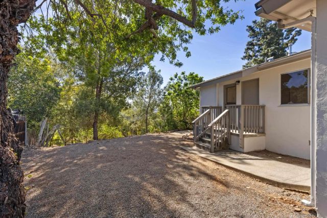 905 Loma Ct, El Cajon, CA 92020