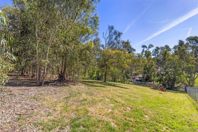 905 Loma Ct, El Cajon, CA 92020