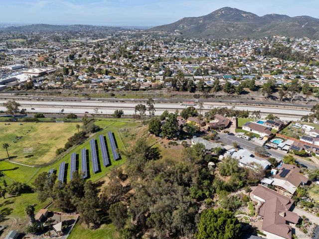 905 Loma Ct, El Cajon, CA 92020