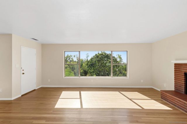 905 Loma Ct, El Cajon, CA 92020