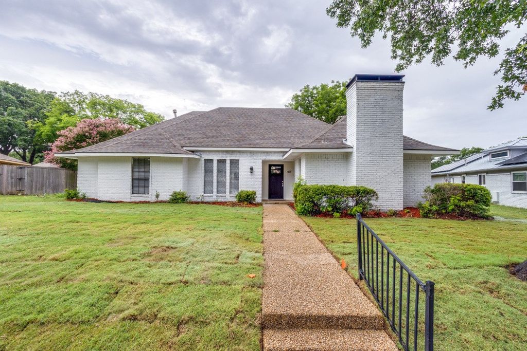 601 Ridgegate Drive, Garland, TX 75040