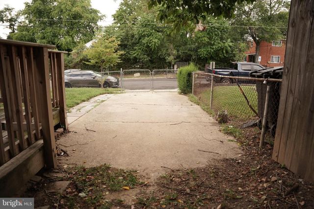 2230 HOUSTON ST, Suitland, MD 20746