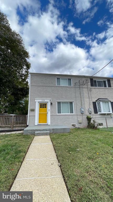 2230 HOUSTON ST, Suitland, MD 20746