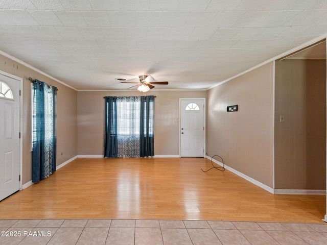 184 Lithcote Road, Ville Platte, LA 70586