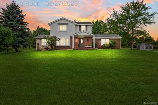 795 Vivian Lane, Oxford Charter Township, MI 48371