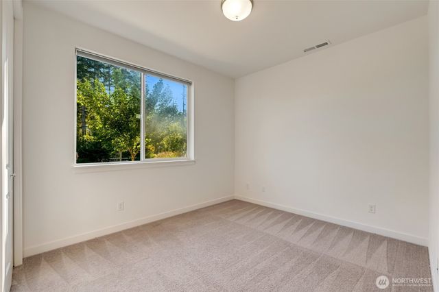 33133 Evergreen Avenue SE, Black Diamond, WA 98010