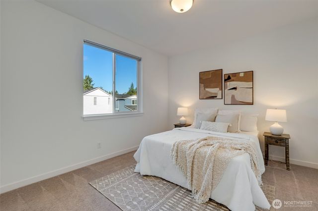 33133 Evergreen Avenue SE, Black Diamond, WA 98010