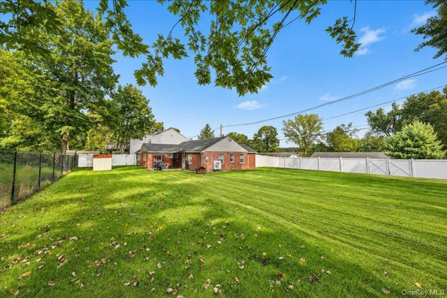 19 Cottage Avenue, Newburgh, NY 12550