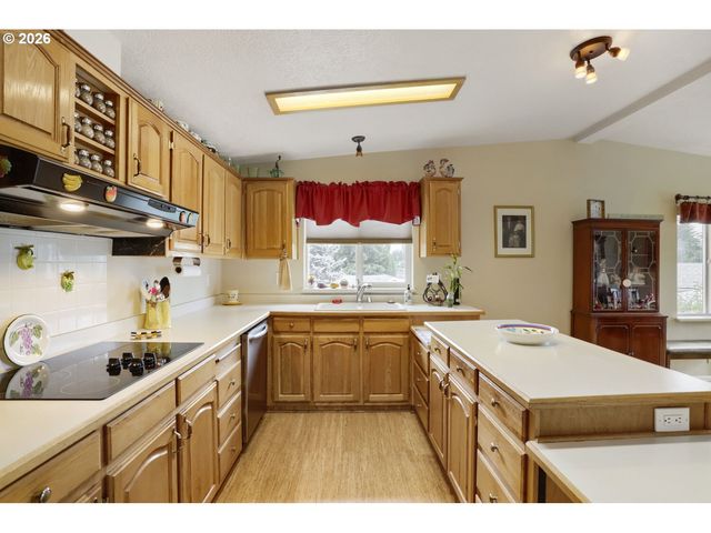 5701 Ne ST JOHNS Rd 77, Vancouver, WA 98661