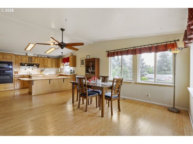 5701 Ne ST JOHNS Rd 77, Vancouver, WA 98661