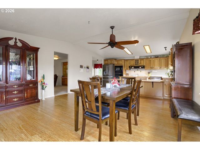 5701 Ne ST JOHNS Rd 77, Vancouver, WA 98661