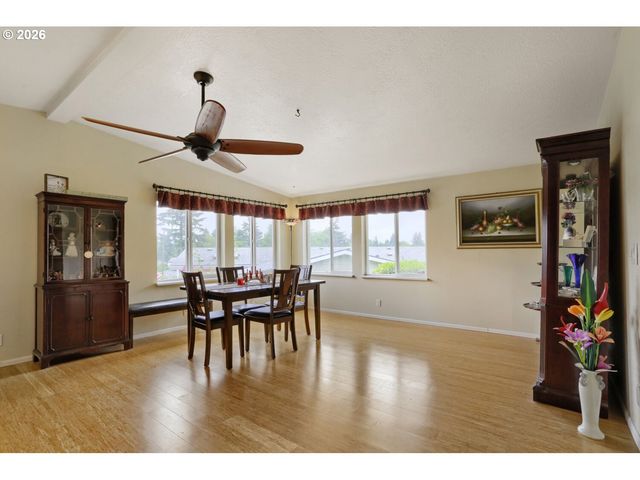 5701 Ne ST JOHNS Rd 77, Vancouver, WA 98661