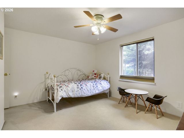 5701 Ne ST JOHNS Rd 77, Vancouver, WA 98661