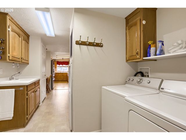 5701 Ne ST JOHNS Rd 77, Vancouver, WA 98661