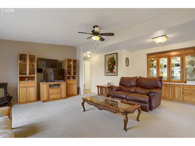 5701 Ne ST JOHNS Rd 77, Vancouver, WA 98661