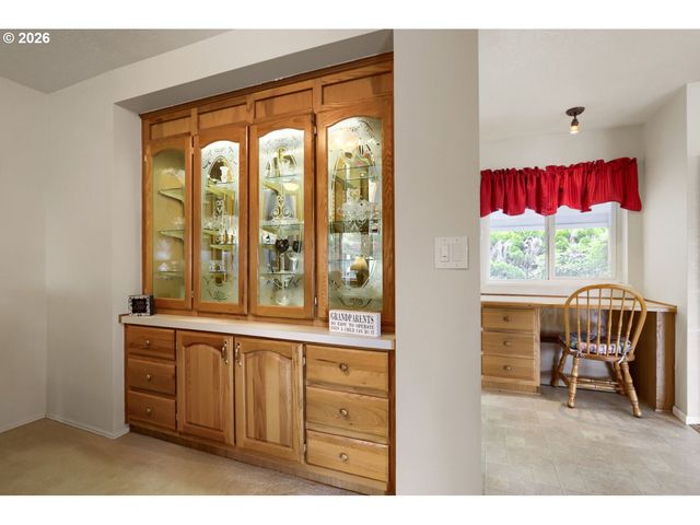 5701 Ne ST JOHNS Rd 77, Vancouver, WA 98661