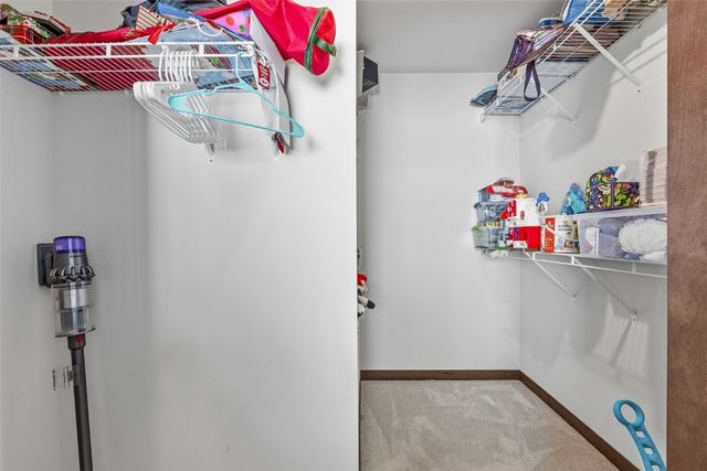 4420 Calder Dr, Marion, IA 52302