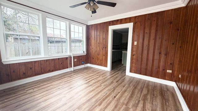 1015 Lafourche Drive, Thibodaux, LA 70301