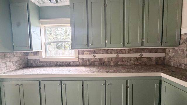 1015 Lafourche Drive, Thibodaux, LA 70301