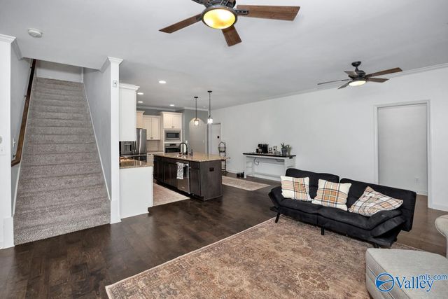 201 Rowan Street, Meridianville, AL 35759