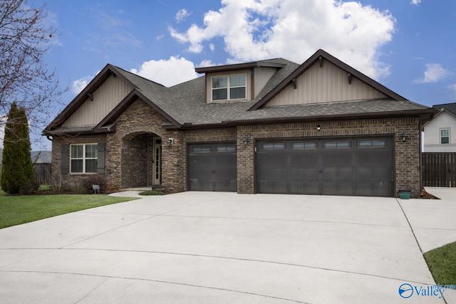 201 Rowan Street, Meridianville, AL 35759