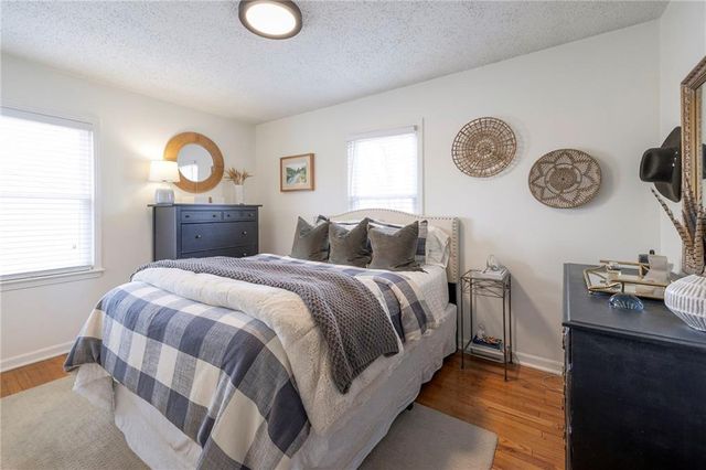 8601 W 69th Street, Overland Park, KS 66204