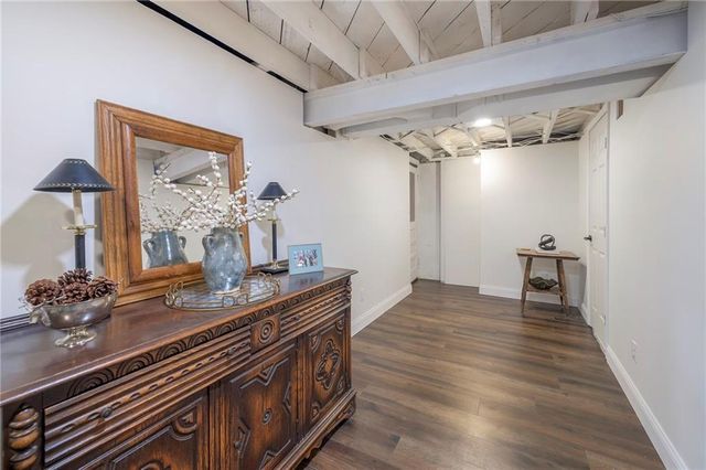 8601 W 69th Street, Overland Park, KS 66204