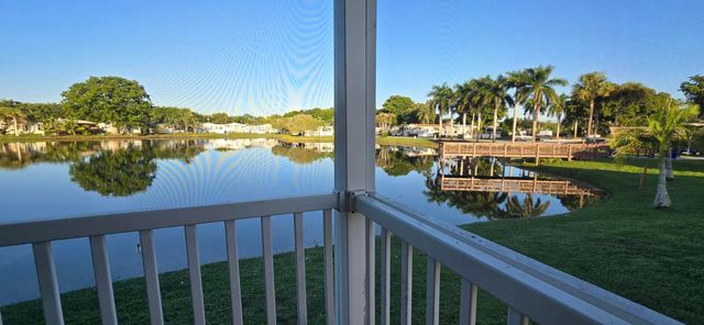 162 Plantation Boulevard 162, Lake Worth, FL 33467