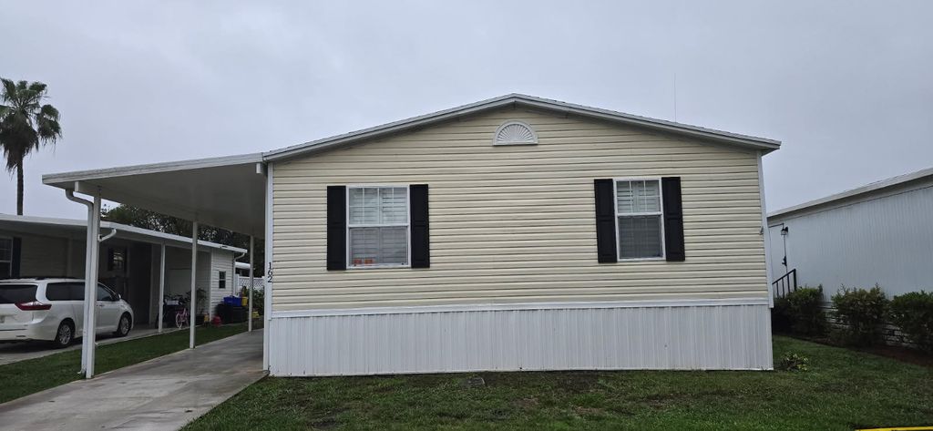 162 Plantation Boulevard 162, Lake Worth, FL 33467