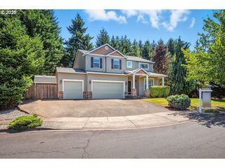16318 TRAIL VIEW Dr, Oregon City, OR 97045