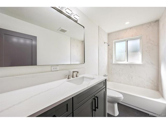 3323 Poplar St 3323, Denver, CO 80207