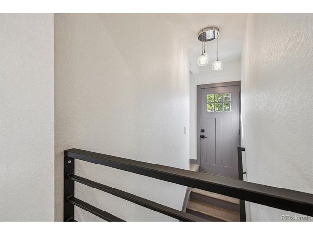 3323 Poplar St 3323, Denver, CO 80207