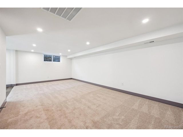 3323 Poplar St 3323, Denver, CO 80207